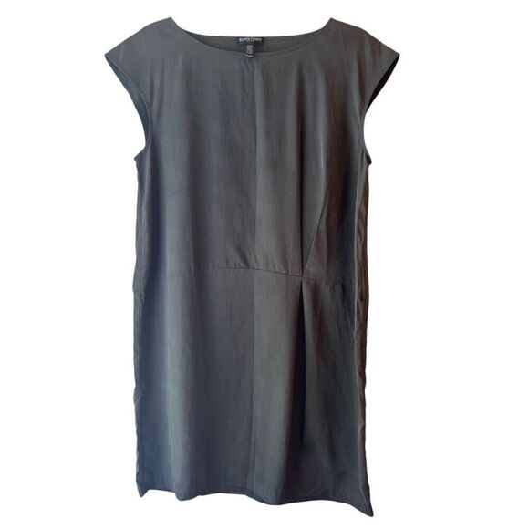 Eileen Fisher Shift Dress Medium Petite Minimalist Lightweight capsule wardrobe - Picture 1 of 6